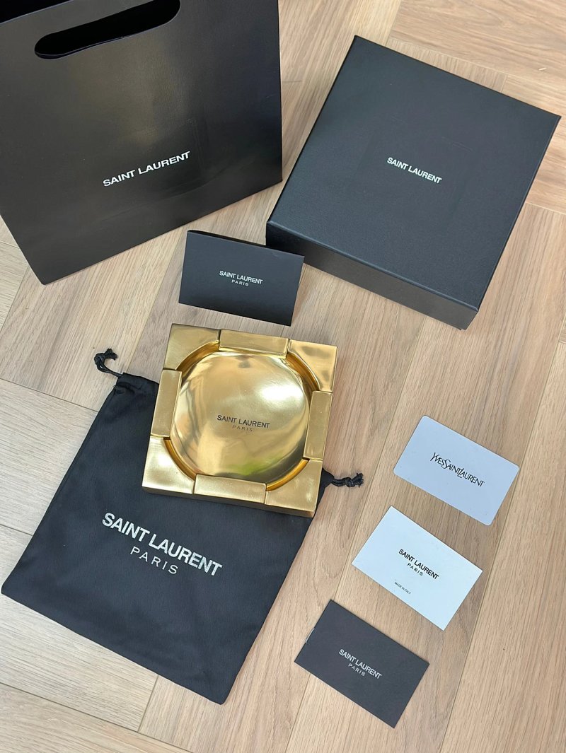 YSL Saint Laurent