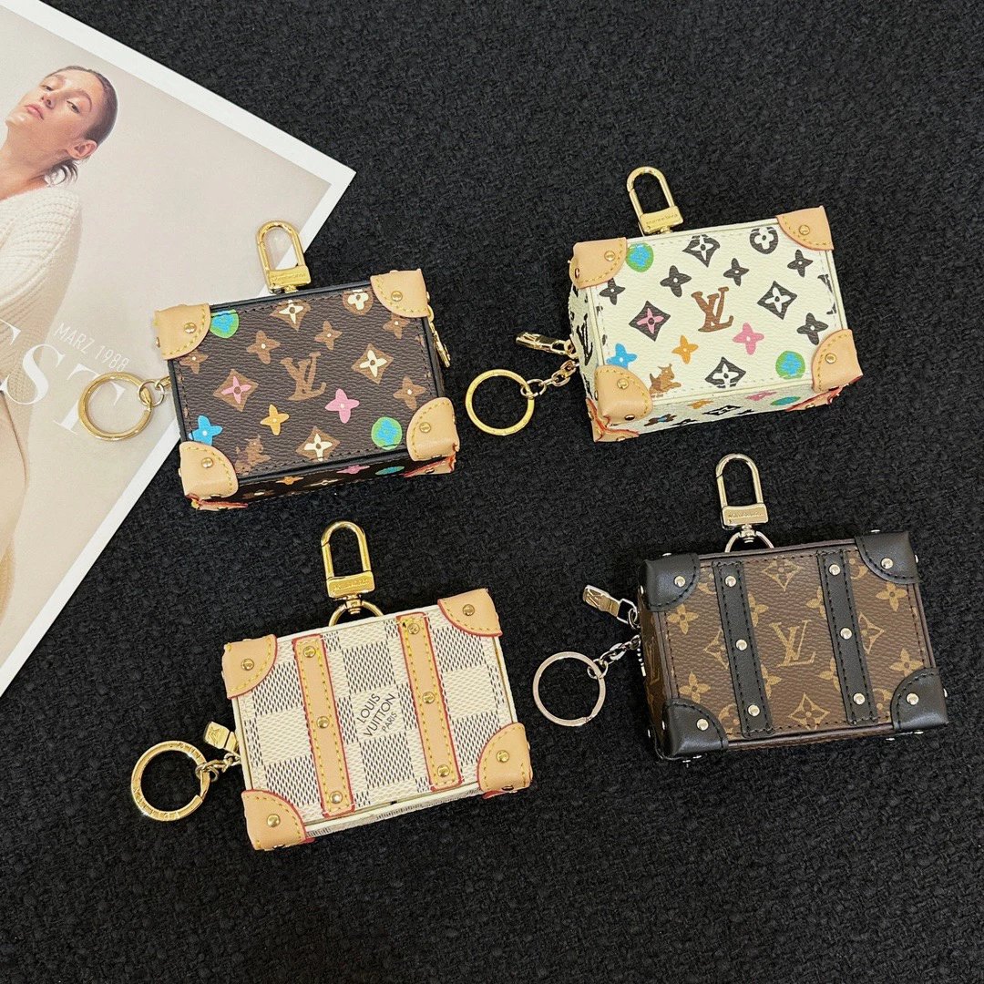 Louis Vuitton Monogram Soft Trunk Pouch