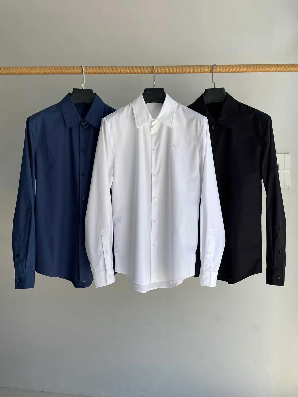Burberry Classic Fit Poplin Cotton Shirt - Authentic