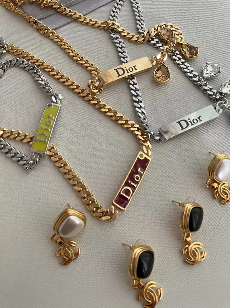 Dd Choker Vintage