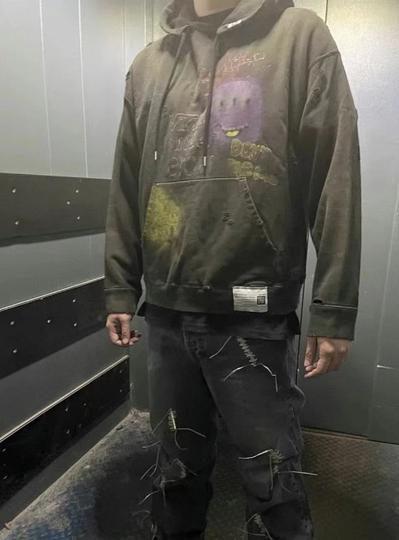 MIHARA YASUHIRO MMY Washed Distressed Dancing Bear Hoodie Sweatshirt Jacket