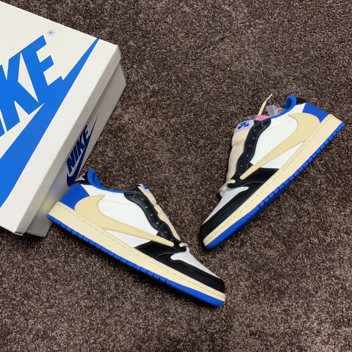 Fragment x Travis Scott Low