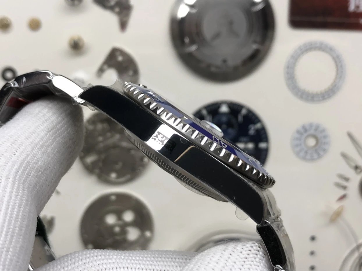 VS 新品蓝鬼 41mm 3235机械表机芯插图7 VS 新品蓝鬼 41mm 3235机械表机芯插图7