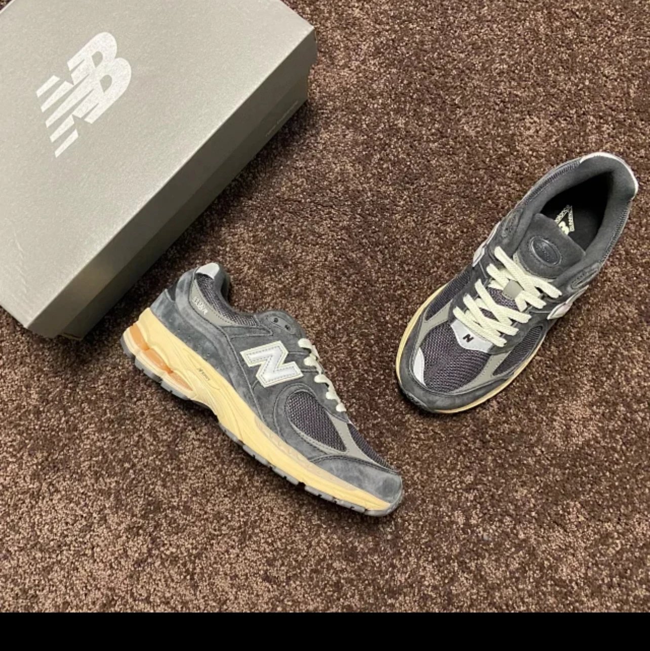 Carbon Grey 2002RH0