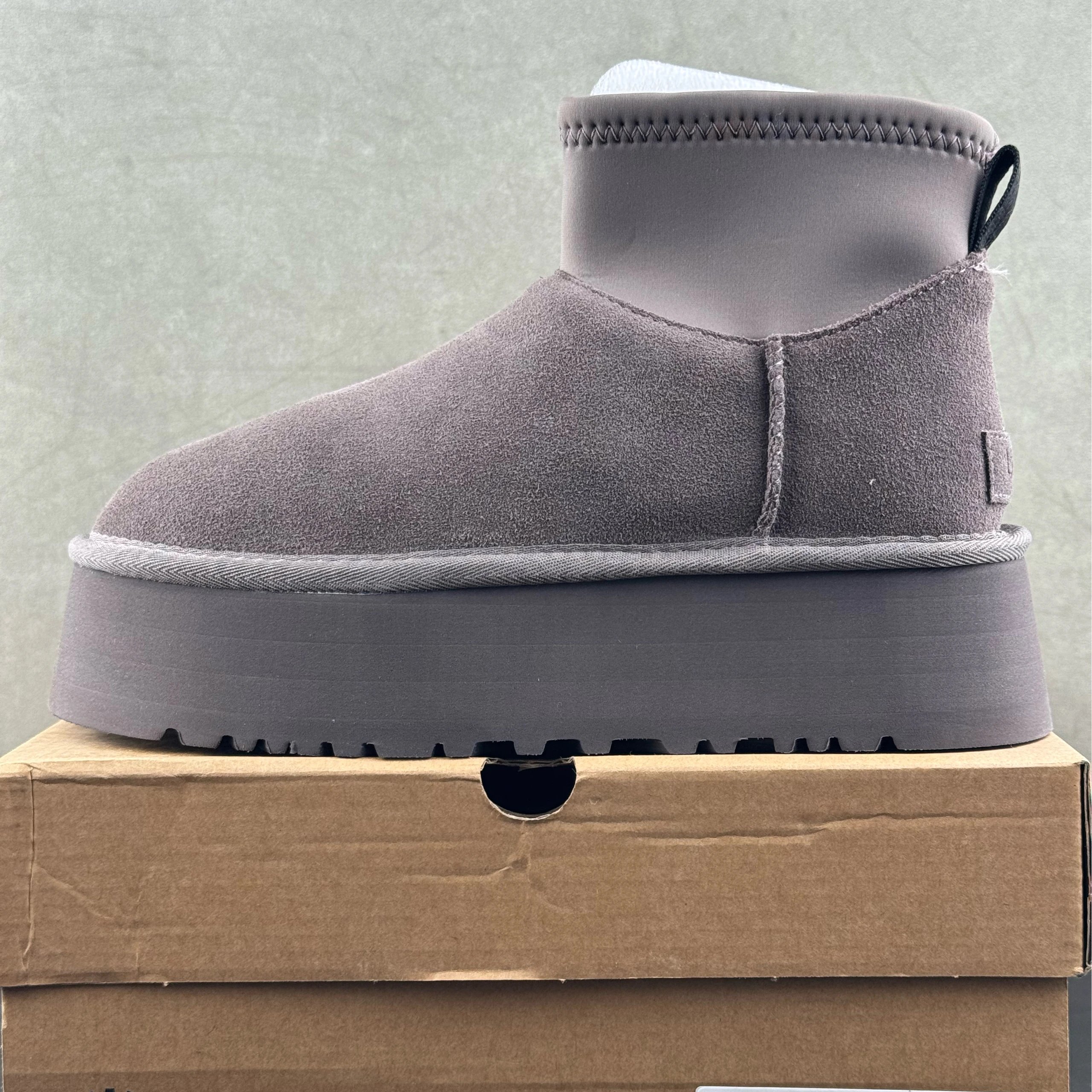Stretch Mid-Calf Grey 1168170