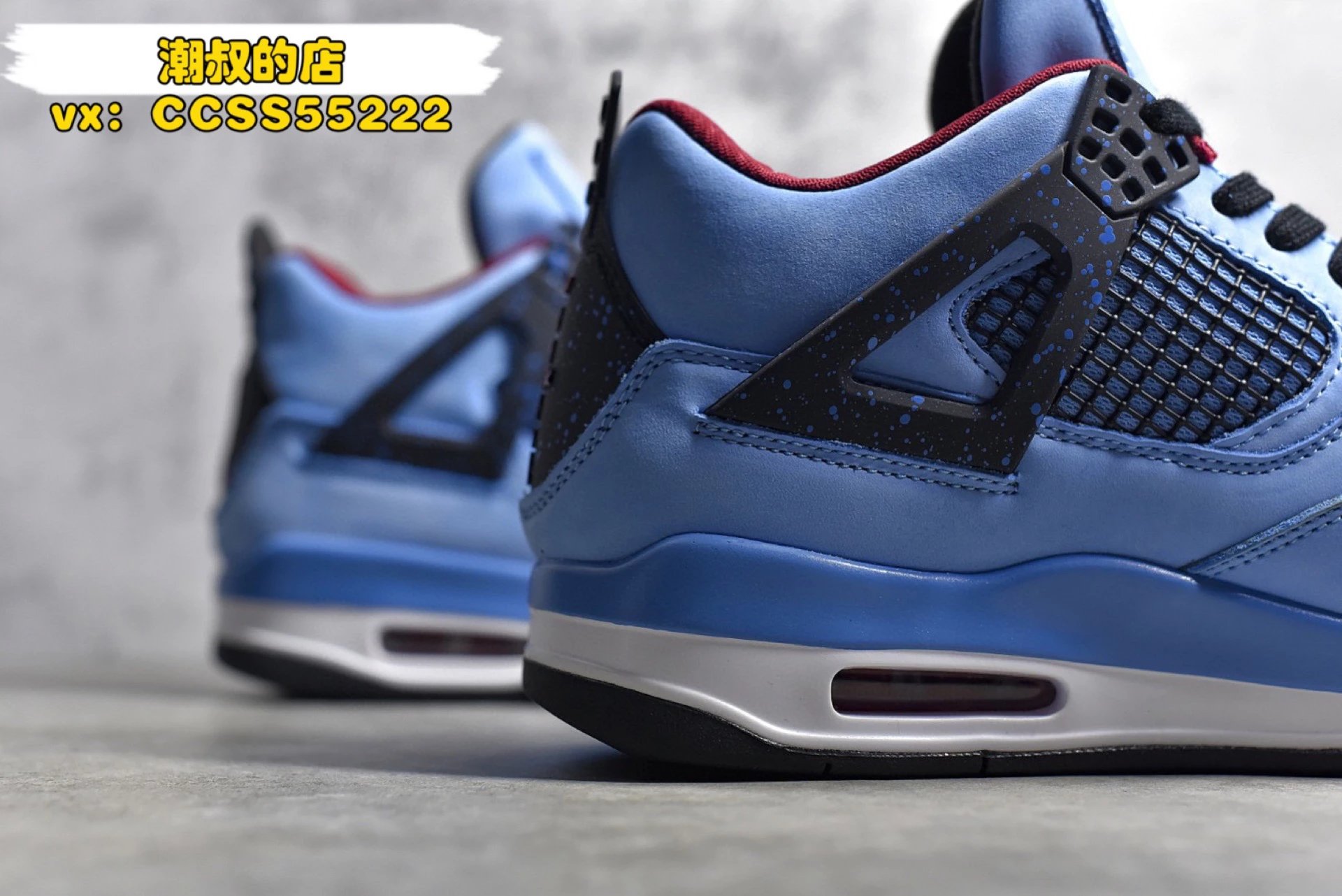 Air Jordan 4 Retro 'Black Cat' Sneakers - 25