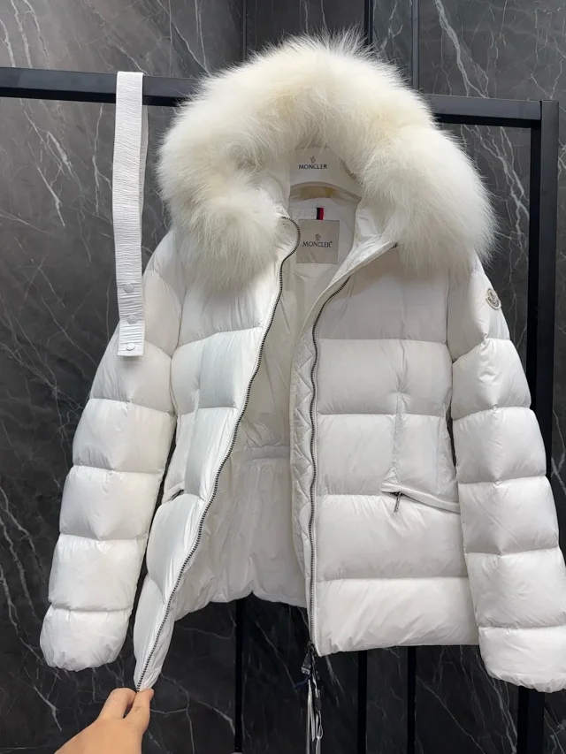 Moncler Down Jackets Belted fur-trim hood puffer jacket product detail image 22