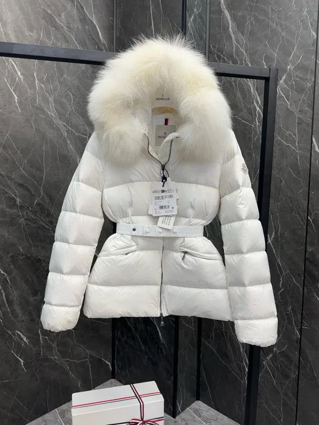 Moncler Down Jackets Belted fur-trim hood puffer jacket product detail image 20