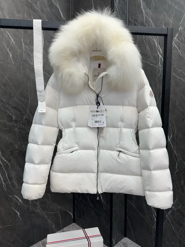 Moncler Down Jackets Belted fur-trim hood puffer jacket product detail image 21