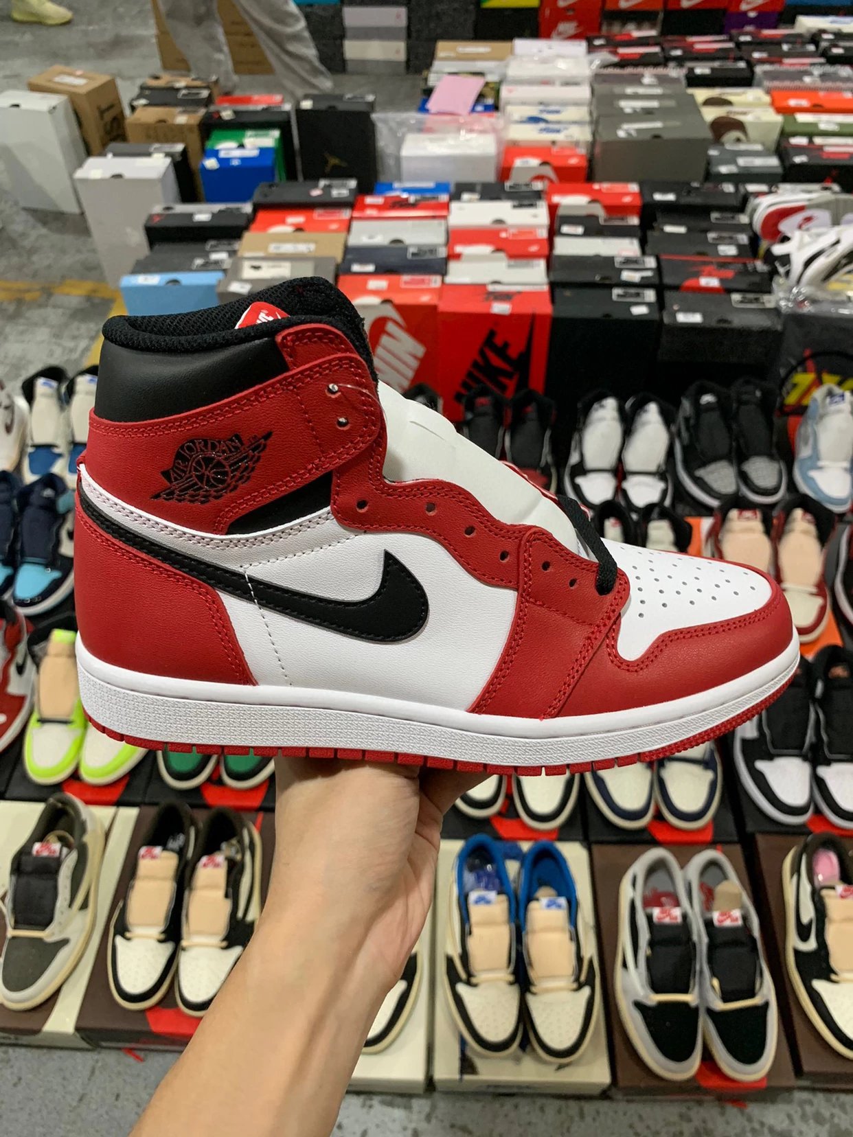 Nike Air Jordan 1 Retro Chicago High Top Sneakers
