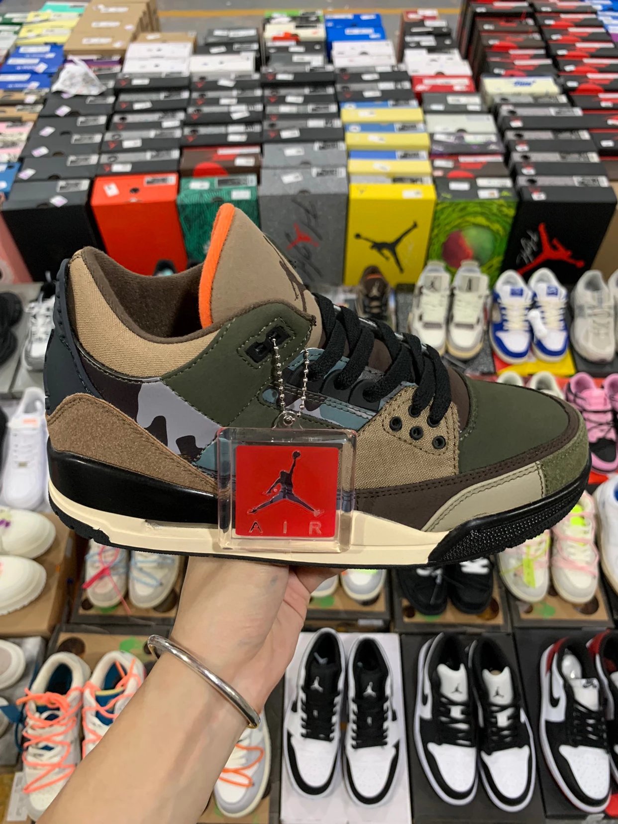 Air Jordan 3 Retro SE Camo Patchwork Basketball Shoes