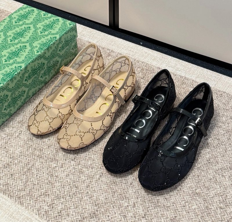 Gucci shoes