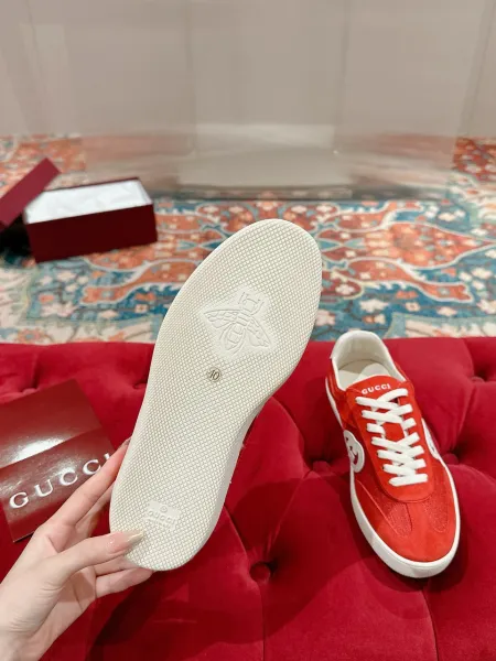 Gucci Rhyton Green Suede and Mesh Sneakers - 26