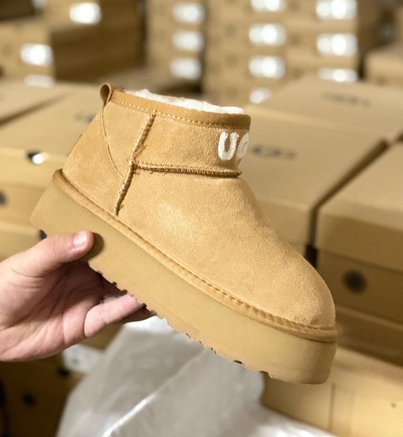 Boots from Xiepu
