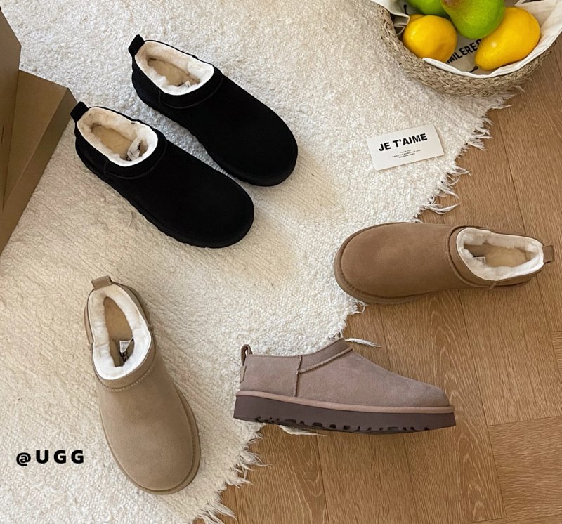 Ugg 𝐌𝐢𝐜𝐫𝐨 𝐌𝐢𝐧𝐢 Mini Ugg 25 U