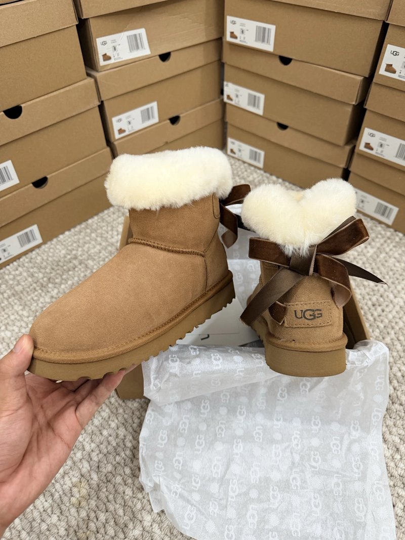 Boots from Xiepu