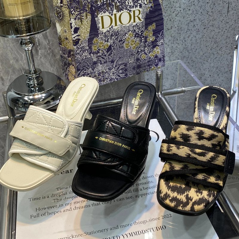 Dior belt