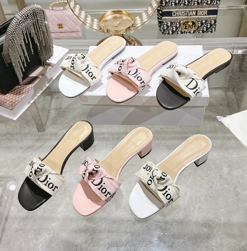 Dior slides