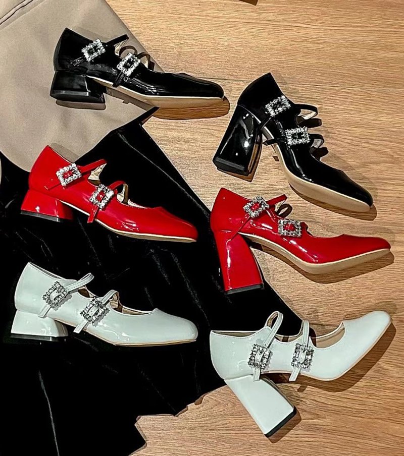 Roger Vivier RV Tres Mini Babies