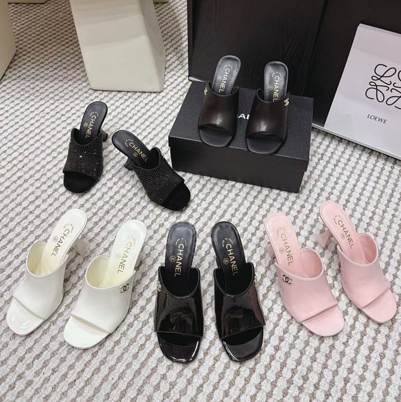 Chanel Chan L Logo Coco