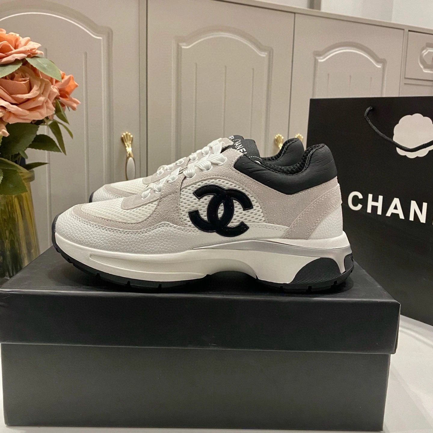 Chanel CC Logo