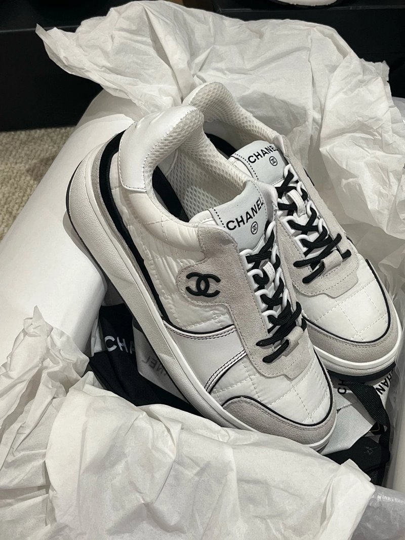 Sneakers from Bears