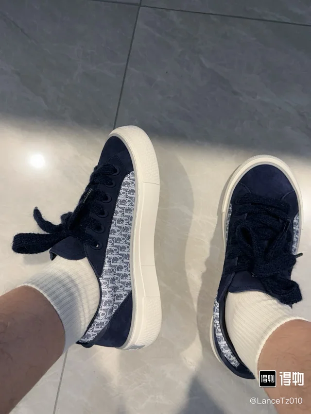 Dior Sneakers B33 Low-Top product detail image 37