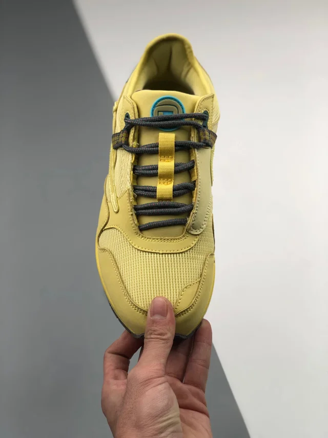 Nike Multiple sneaker models product detail image 11