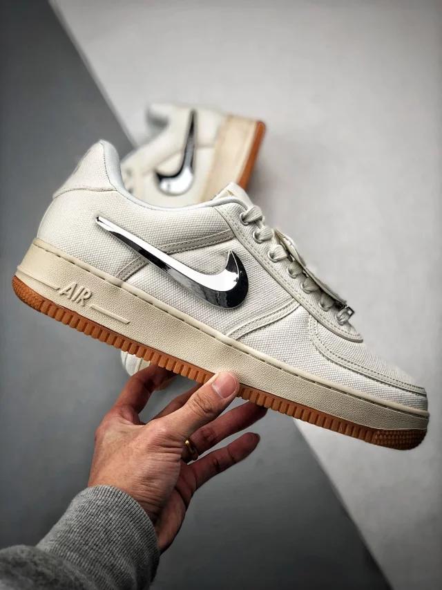Nike Multiple sneaker models product detail image 22