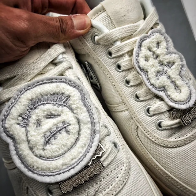 Nike Multiple sneaker models product detail image 23