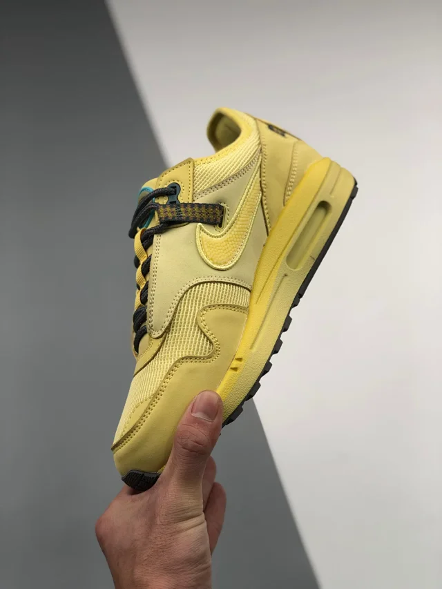 Nike Multiple sneaker models product detail image 15