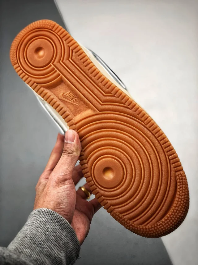 Nike Multiple sneaker models product detail image 27
