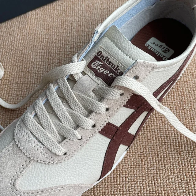 Onitsuka Tiger Sneakers Mexico 66 low-top striped product detail image 16