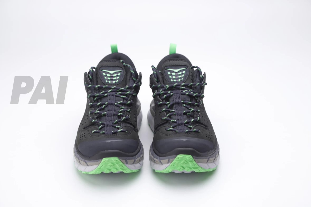 Hoka Speedgoat 5 GTX Black Trail Running Shoes - 34