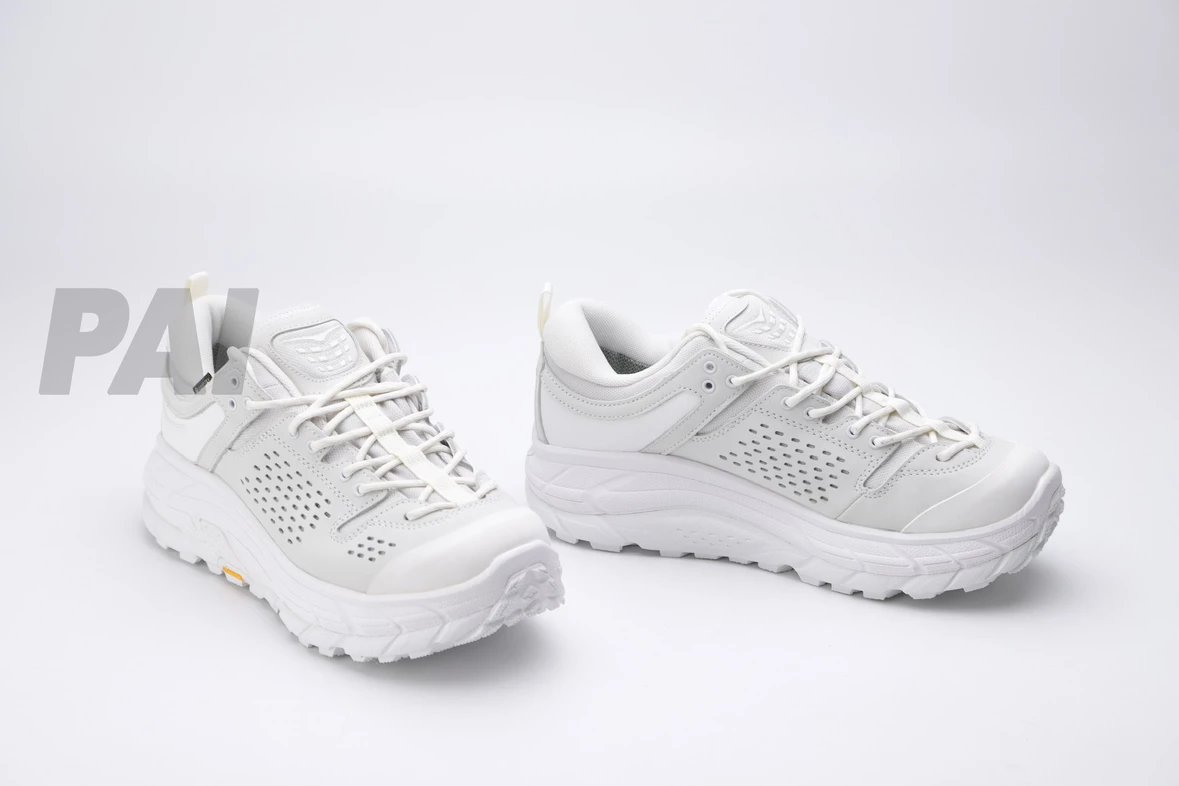 Hoka Speedgoat 5 GTX Black Trail Running Shoes - 85
