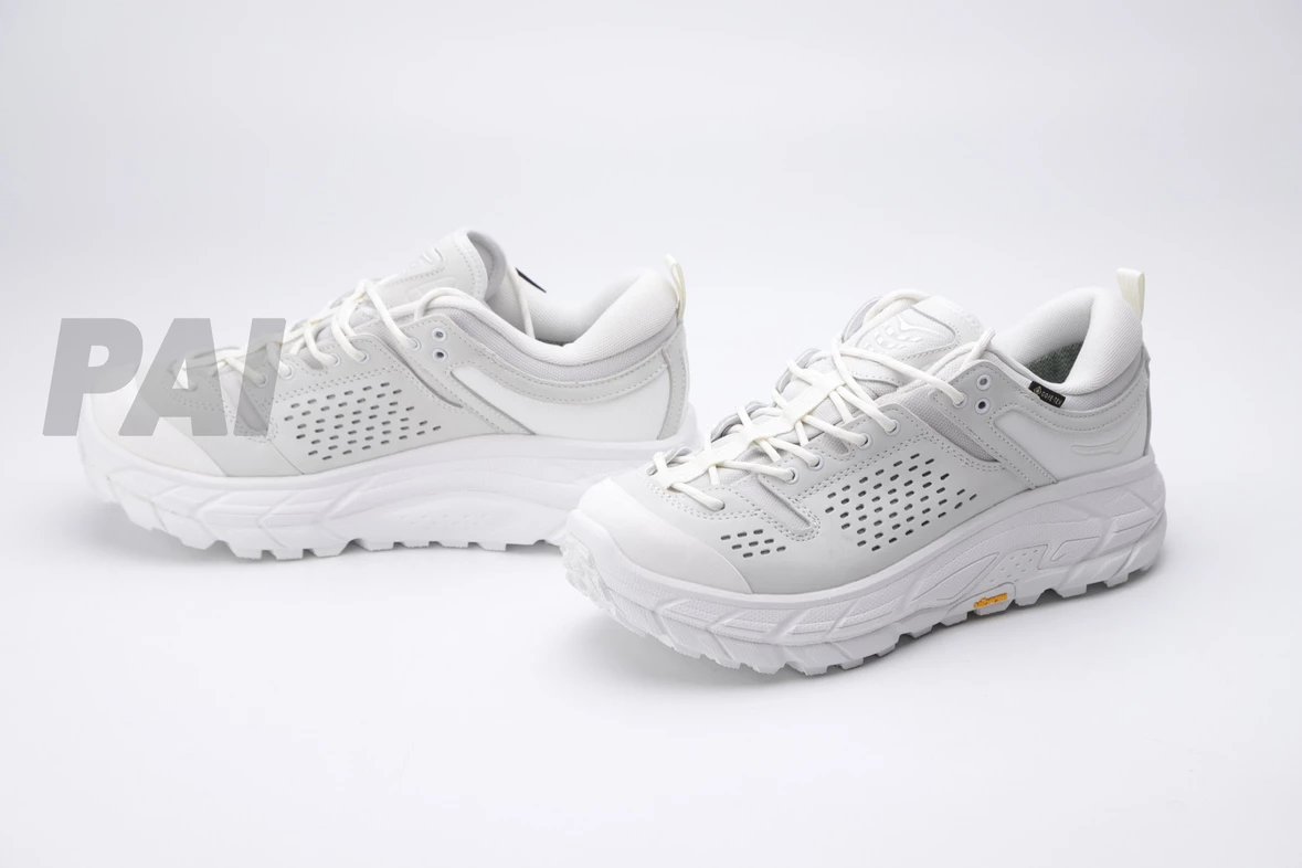Hoka Speedgoat 5 GTX Black Trail Running Shoes - 86