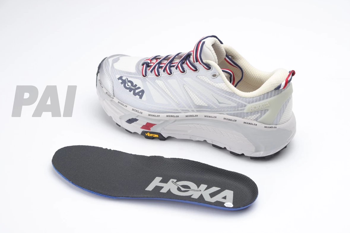 Hoka One One Clifton 9 Multicolor Running Shoes - 22
