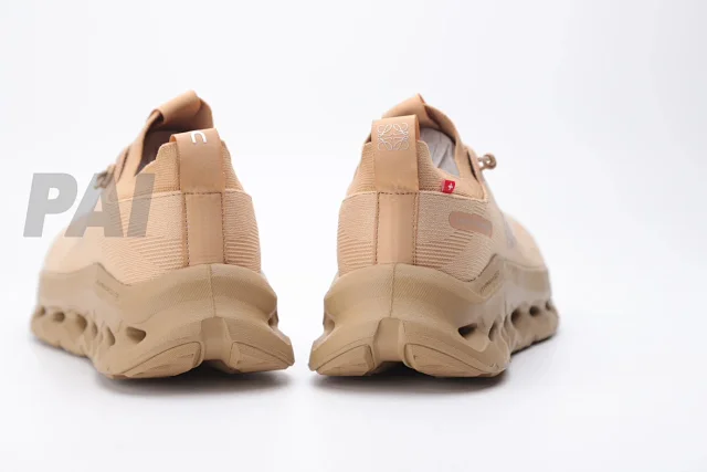 LOEWE Sneakers CloudTec Phase product detail image 44