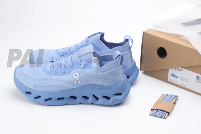 LOEWE Sneakers CloudTec Phase product detail image 90