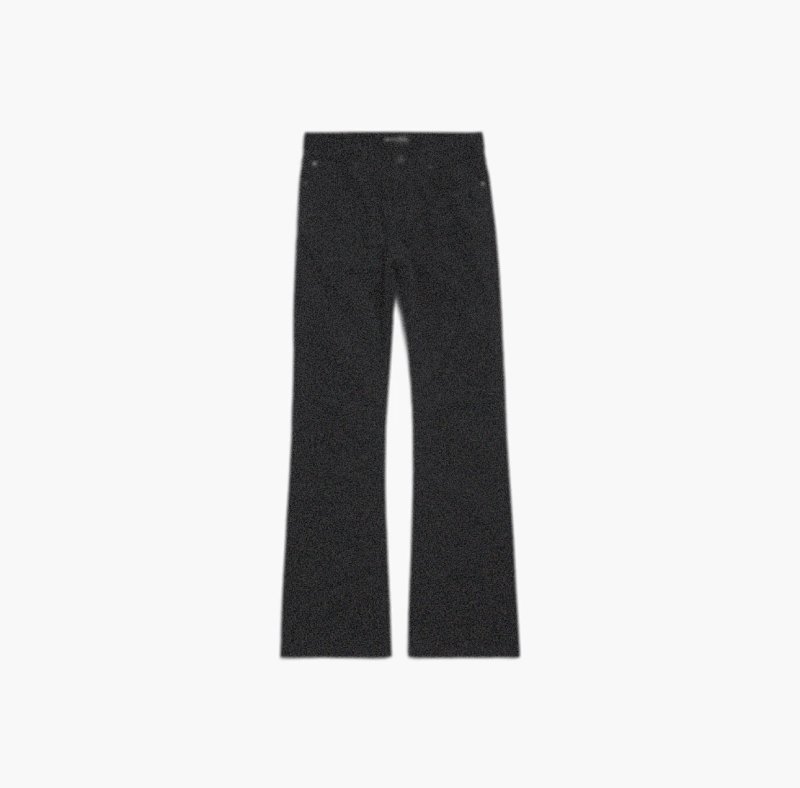 24 Flared Jeans