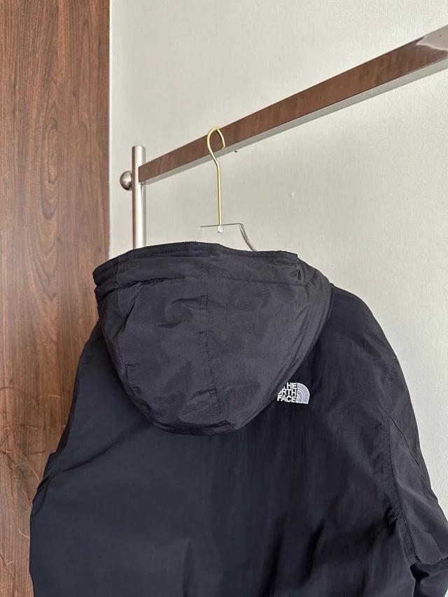 The North Face Down Jackets Hooded jacket with flap pockets product detail image 26