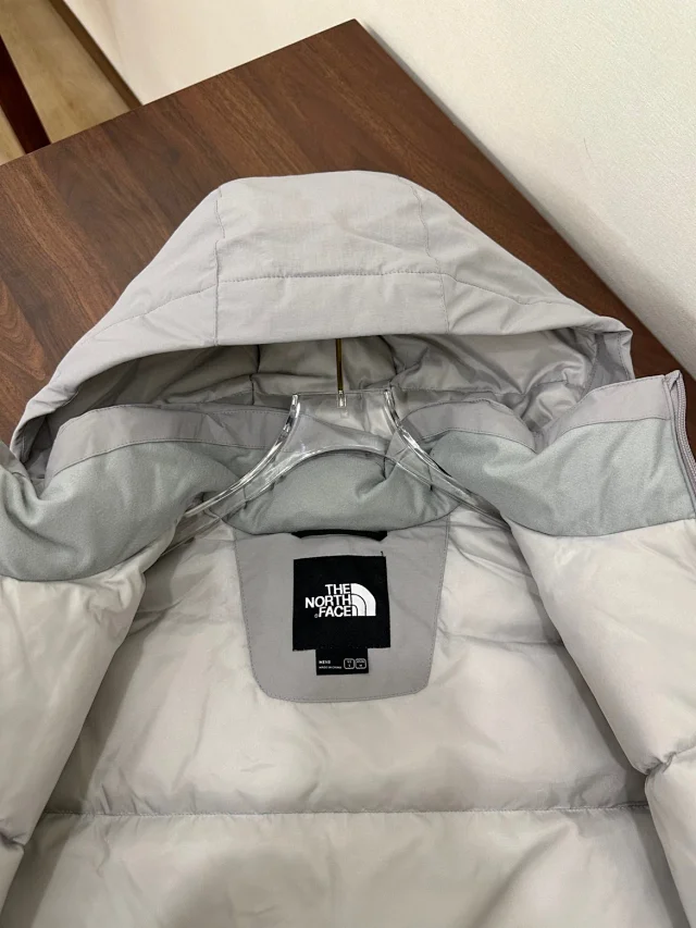 The North Face Down Jackets Hooded jacket with flap pockets product detail image 11