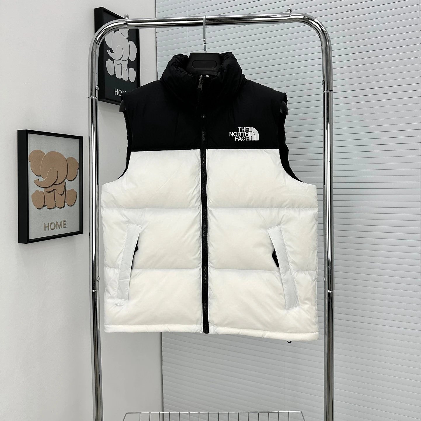 96 Horse White