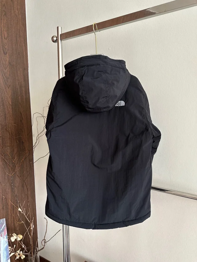 The North Face Down Jackets Hooded jacket with flap pockets product detail image 23