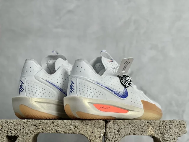 Nike Sneakers GT Cut 3 Basketball Shoes product detail image 5
