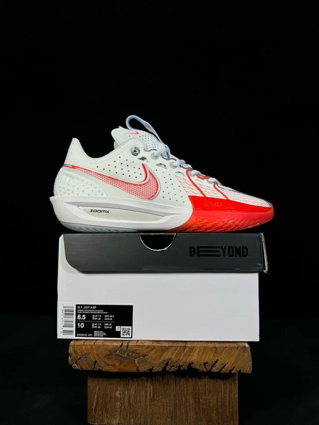 Nike Sneakers GT Cut 3 Basketball Shoes product detail image 15
