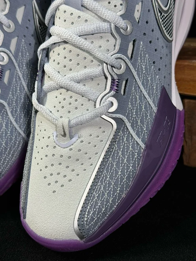 Nike Sneakers GT Cut 3 Basketball Shoes product detail image 32