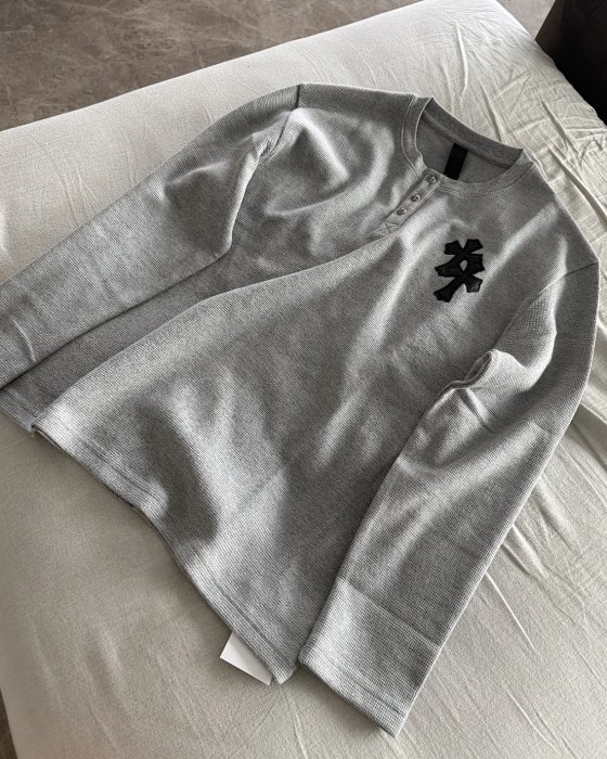 B-Grade Silver-Plated Gray Waffle