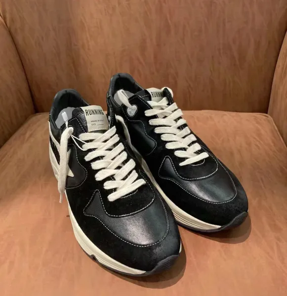 Golden Goose Running Star Black and White Leather Sneakers Chunky Sneakers - 3
