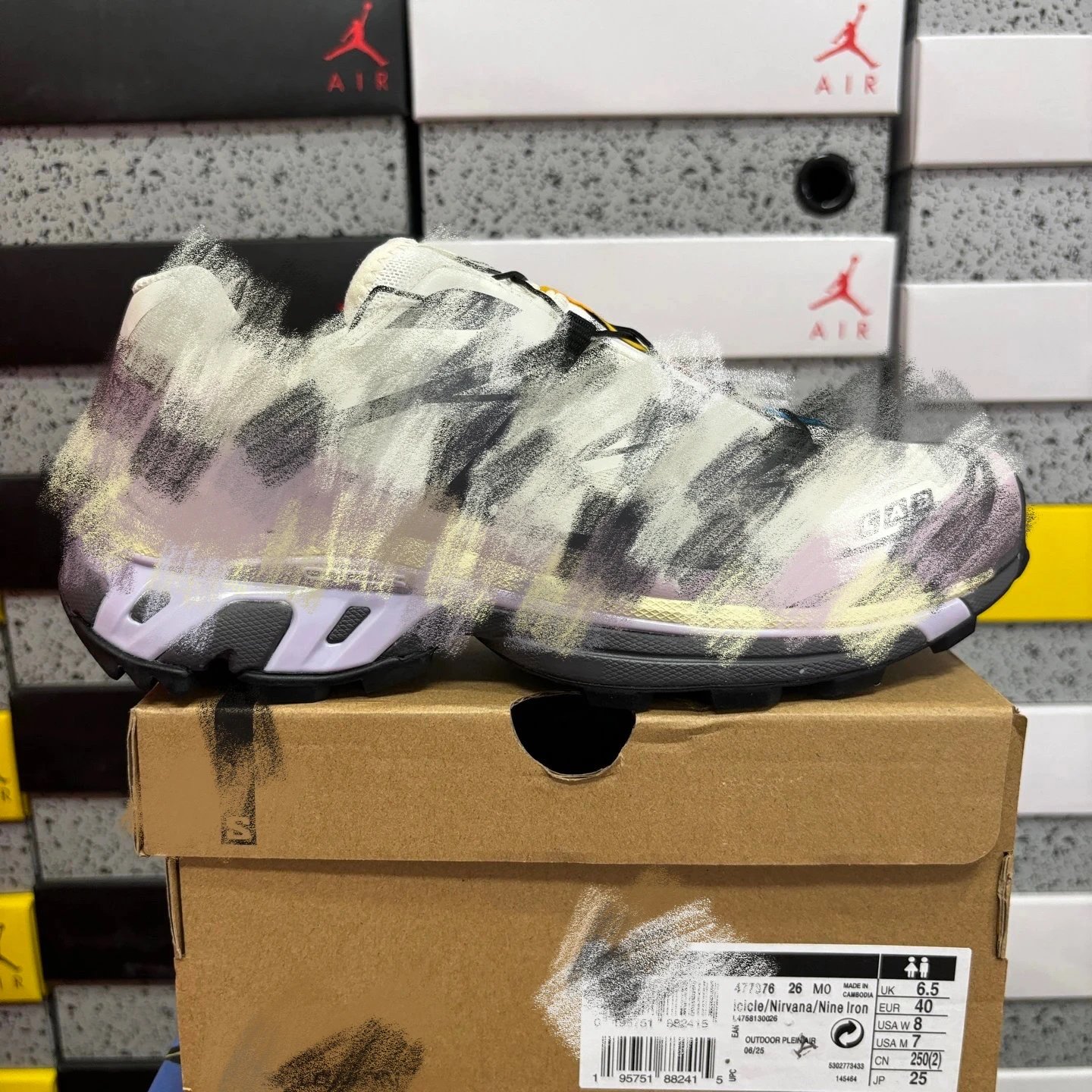 477376 26 White Purple
